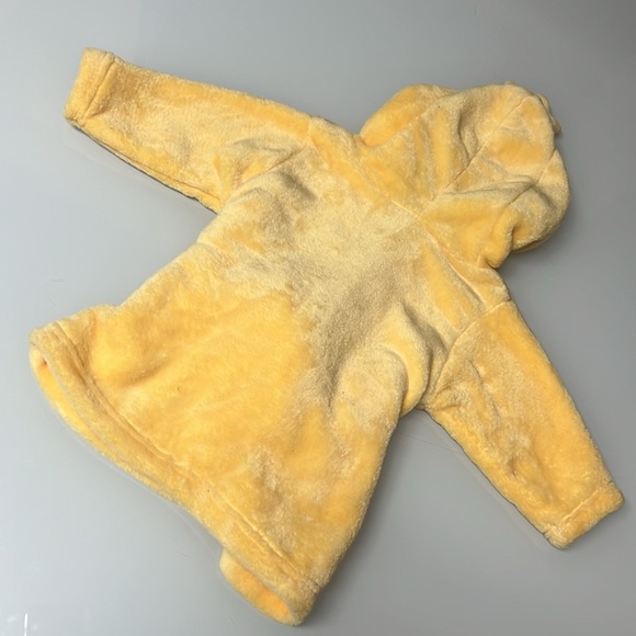 HB - 0 TO 9 MONTH BABY CHICK SUPER SOFT HOODED BATHROBE NWOT - Picture 8 of 10